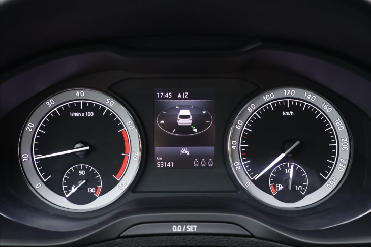 Škoda Karoq 1,5 TSI 110kW Style CZ 1.Maj.