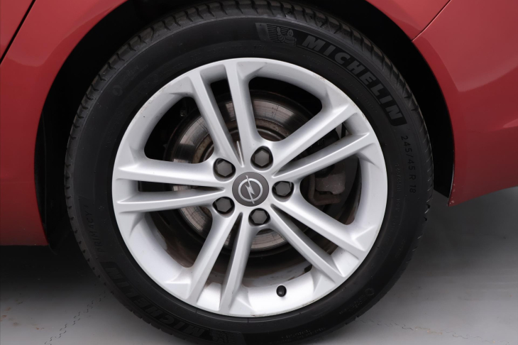 Opel Insignia 2,8 V6 Turbo 191kW Sport 4x4 CZ