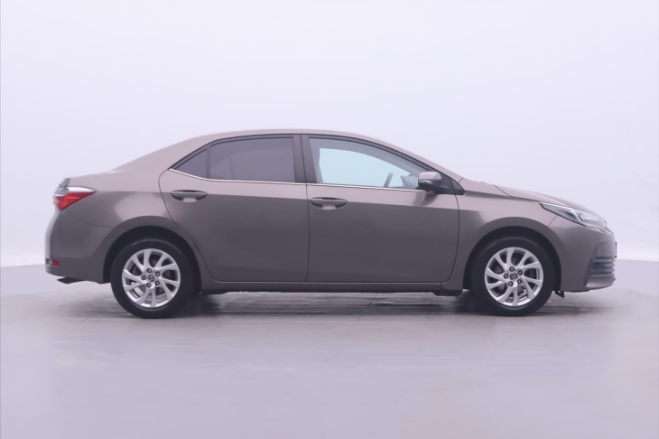 Toyota Corolla 1,6 VVT 97kW Aut. LPG LED CZ