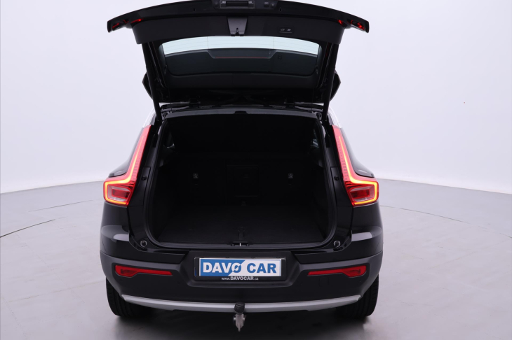 Volvo XC40 2,0 D4 AWD Panorama Tažné