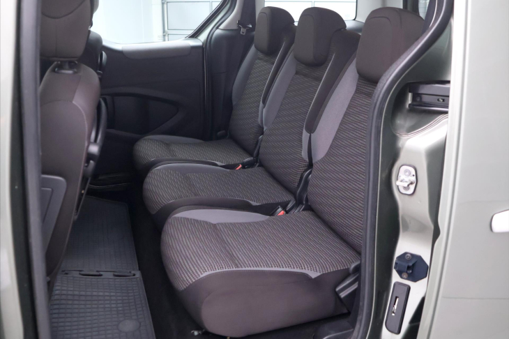 Peugeot Partner Tepee 1,6 VTI 88kW CZ 1.Maj Tažné
