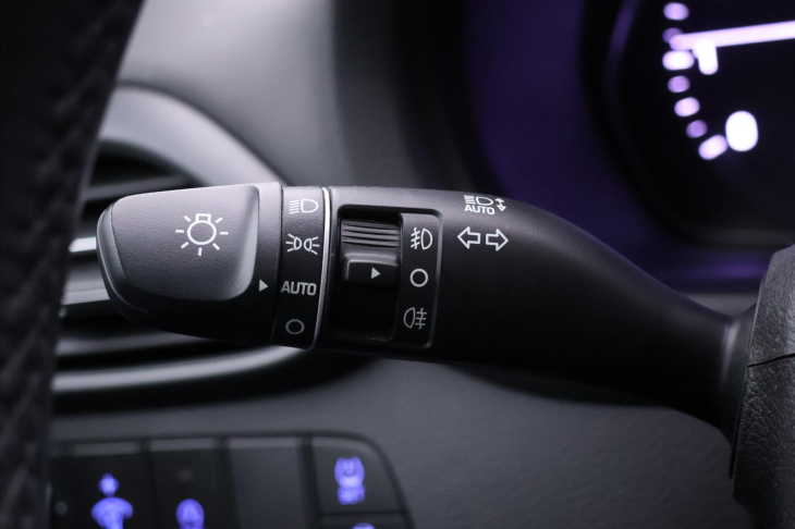 Hyundai i30 1,0 T-GDi Family Smart CZ DPH