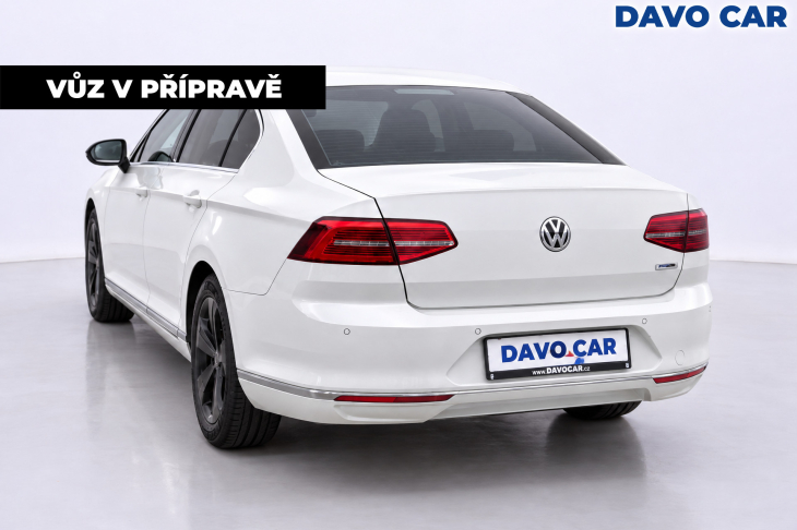 Volkswagen Passat 2,0 TDi 110kW DSG Highline CZ