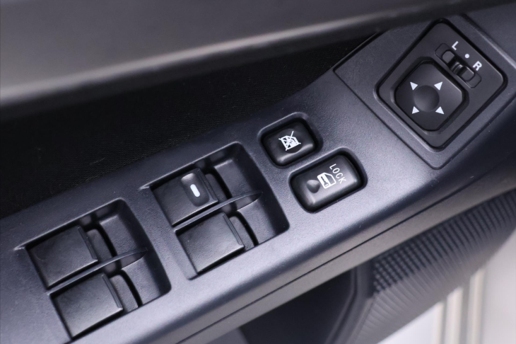 Mitsubishi Lancer 1,8 i 105kW Aut.klima