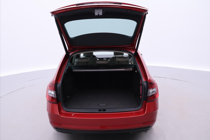 Škoda Octavia 2,0 TDI 110kW Style 1.Maj LED