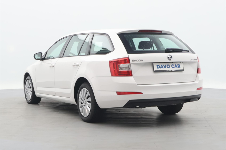 Škoda Octavia 1,6 TDi 81kW DSG Ambition CZ