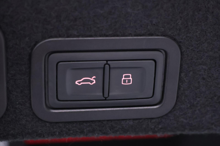 Audi A6 3,0 TDI 235kW Aut. quattro DPH