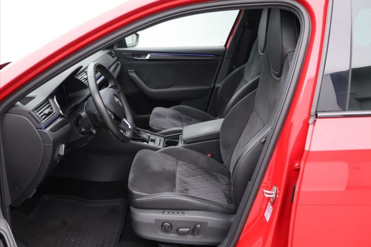 Škoda Superb 2,0 TDI 140kW Sportline 4x4