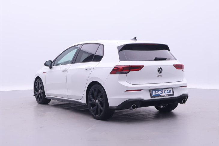 Volkswagen Golf 2,0 TSI GTI 180kW Virtual DPH