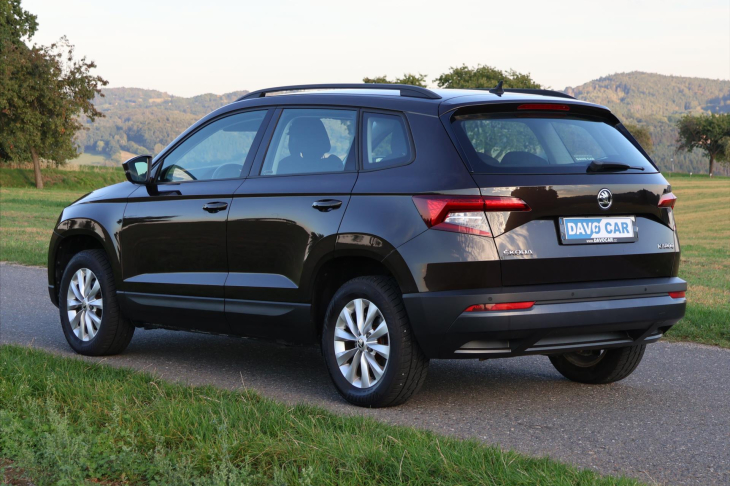 Škoda Karoq 1,5 TSI DSG Ambition LED CZ