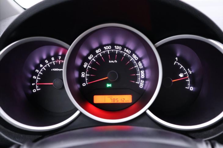 Kia Venga 1,4 CVVT 66kW CZ Klimatizace