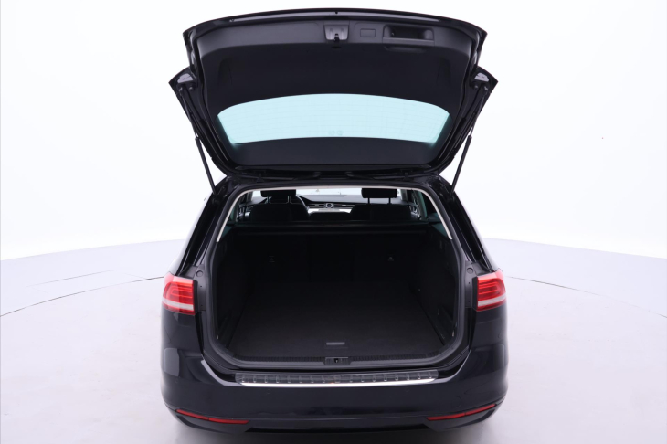 Volkswagen Passat 1,4 TSI 110kW Comfortline ACC