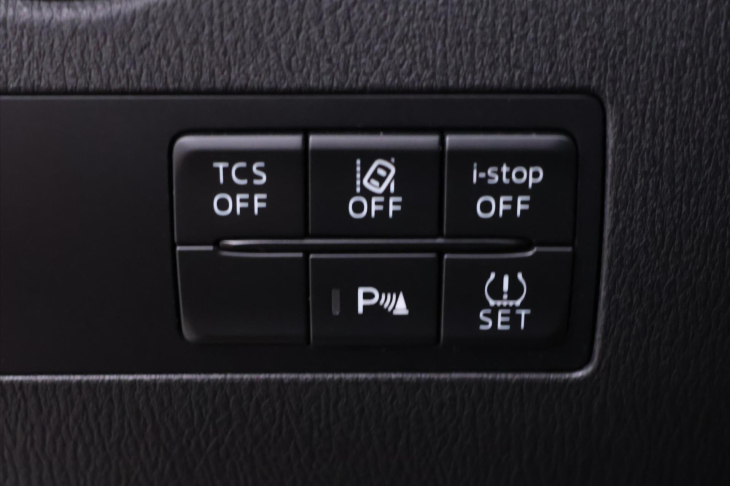 Mazda CX-3 2,0 G121 Revolution Navi Kůže