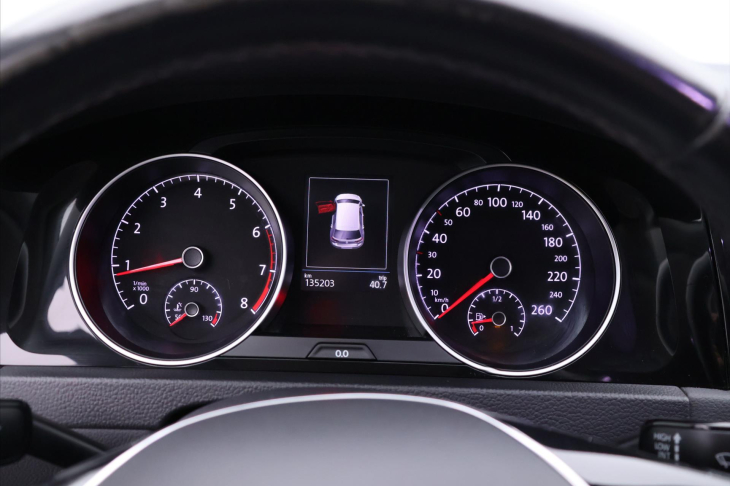 Volkswagen Golf 1,4 TSI 110kW Highline Navi