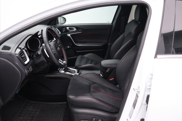 Kia ProCeed 1,6 T-GDI 150kW Aut. GT CZ