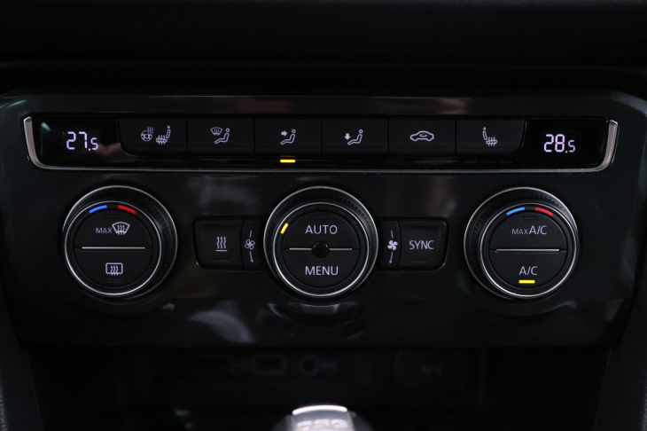 Volkswagen Tiguan 2,0 TDI 176kW Highline DPH CZ