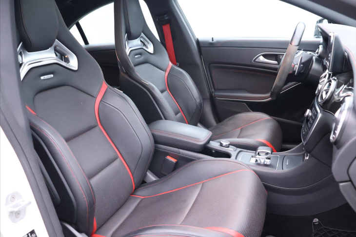 Mercedes-Benz CLA 2,0 45AMG 4-MATIC DPH CZ