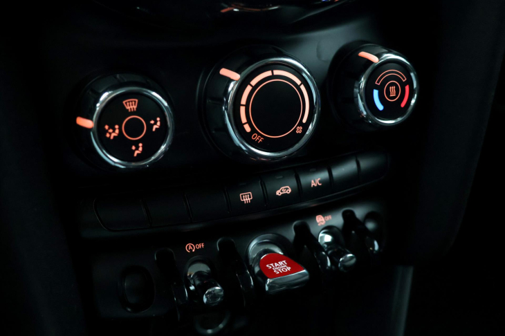 Mini Cooper 1,5 100kW CZ DPH LED
