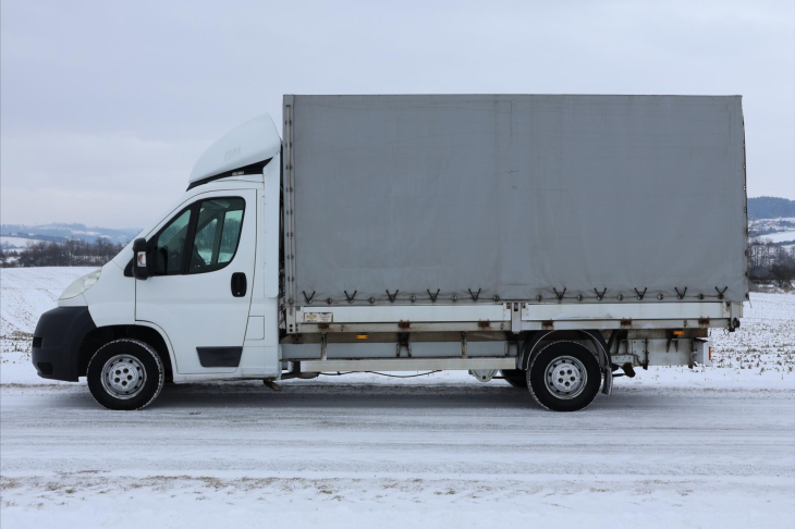 Peugeot Boxer 2,2 HDi 88kW L4H3 CZ 8 palet