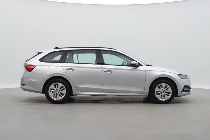 Škoda Octavia 2,0 TDI 85kW Ambition CZ DPH