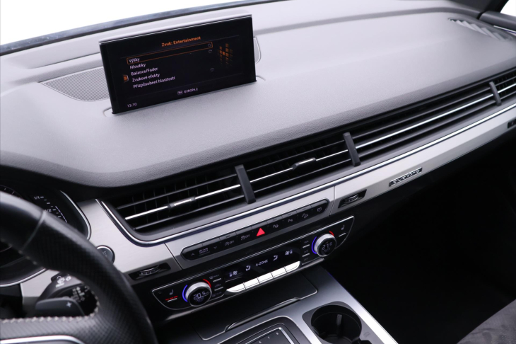Audi Q7 3,0 50TDI 210kW S-Line CZ DPH