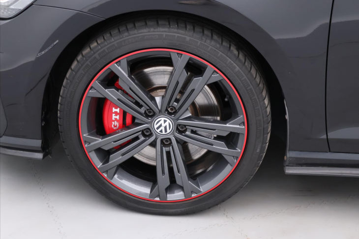 Volkswagen Golf 2,0 TSI GTI 180kW Performance