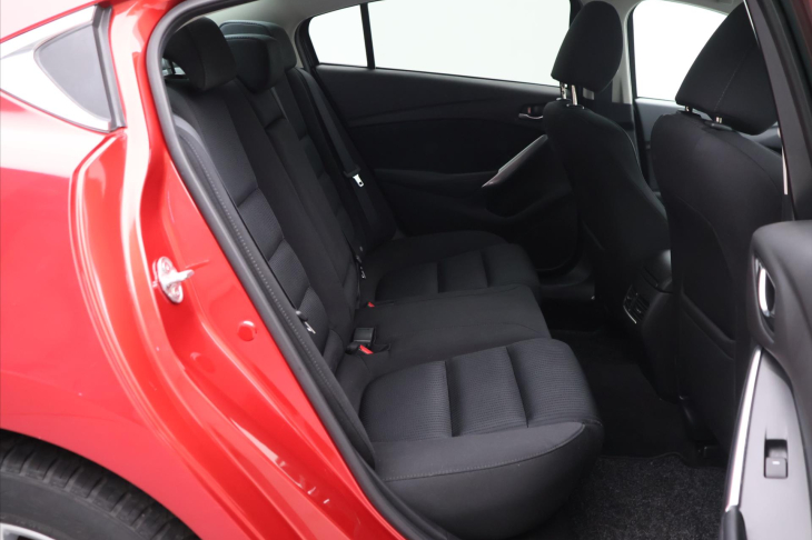 Mazda 6 2.0 107kW Center-Line