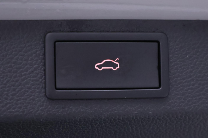 Škoda Karoq 2,0 TDI DSG Style Matrix DPH