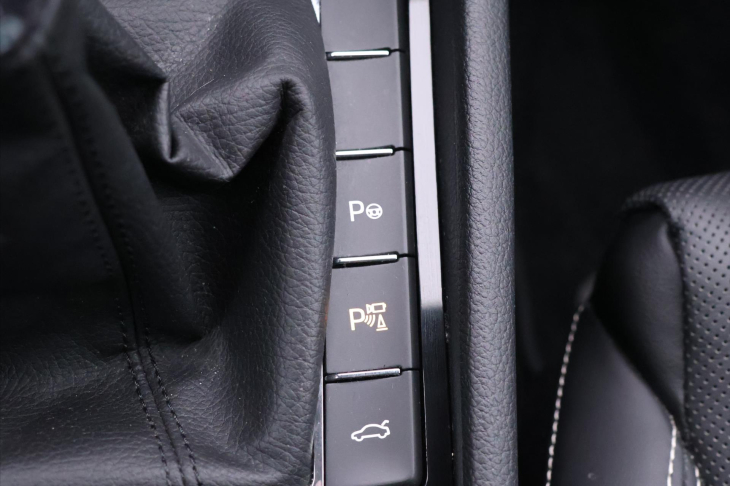 Škoda Superb 2,0 TDI 110kW L&K CZ DPH