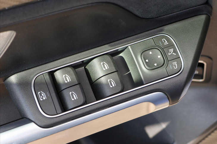 Mercedes-Benz GLB 2,0 200d 4Matic AMG Premium