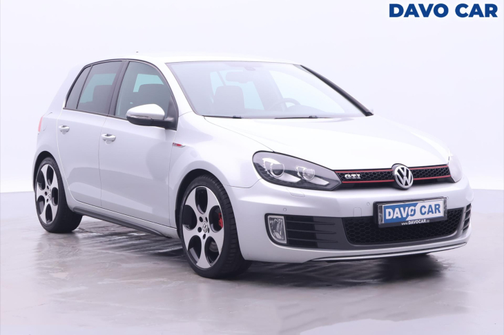 Volkswagen Golf 2.0 GTI 155kW DSG Xenon CZ