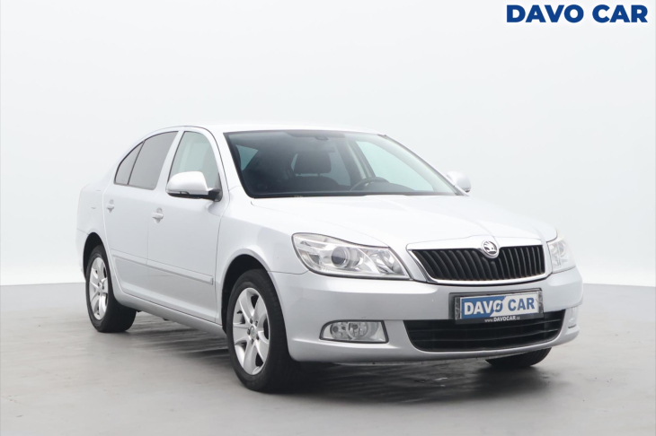 Škoda Octavia 1,6 TDI 77kW Elegance CZ Xenon