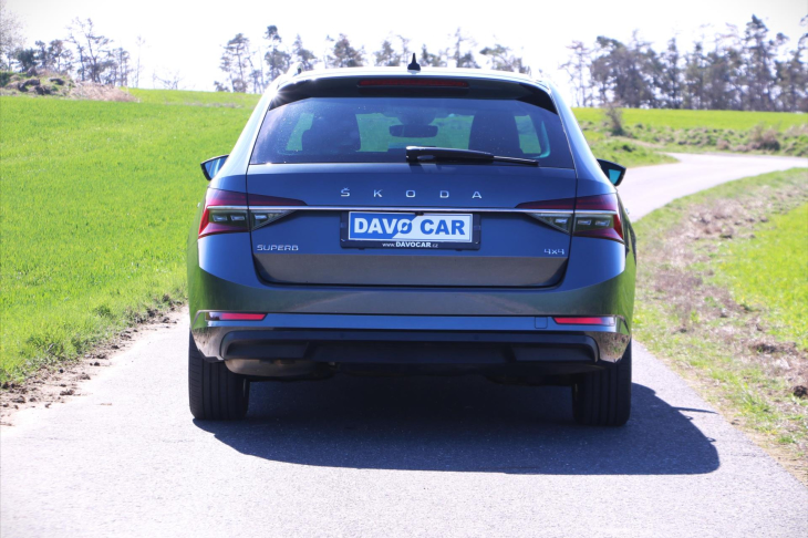 Škoda Superb 2,0 TDI 140kW 4x4 DSG Style