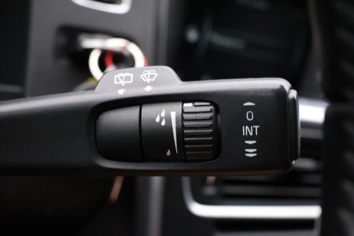 Volvo V60 1,6 D2 84kW Kinetic