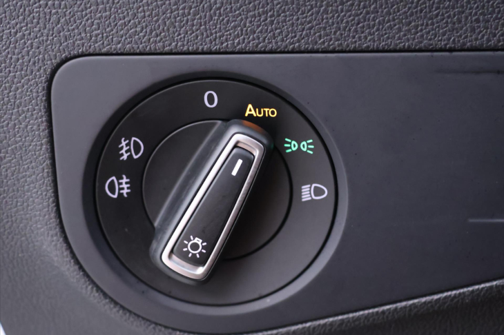 Volkswagen Tiguan 2,0 TDI DSG 4M CZ R-Line LED