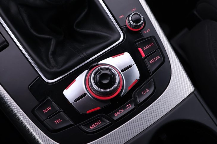 Audi A4 2,0 TDI 110kW quattro Aut.klima