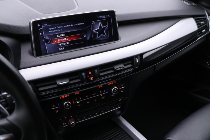 BMW X5 3,0 30d xD M-paket DPH 1.Maj.