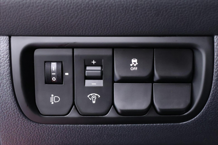 Kia Rio 1,2 CVVT 62kW CZ Klimatizace