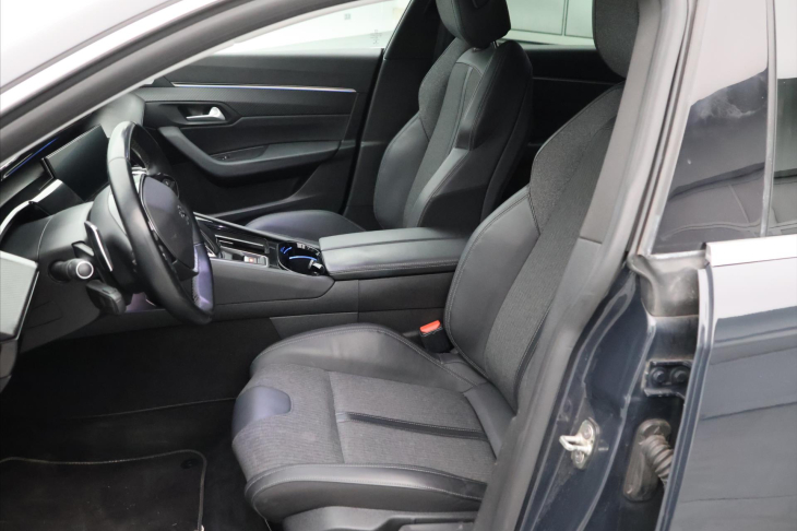 Peugeot 508 1.6 PureTech 133kW Allure CZ DPH