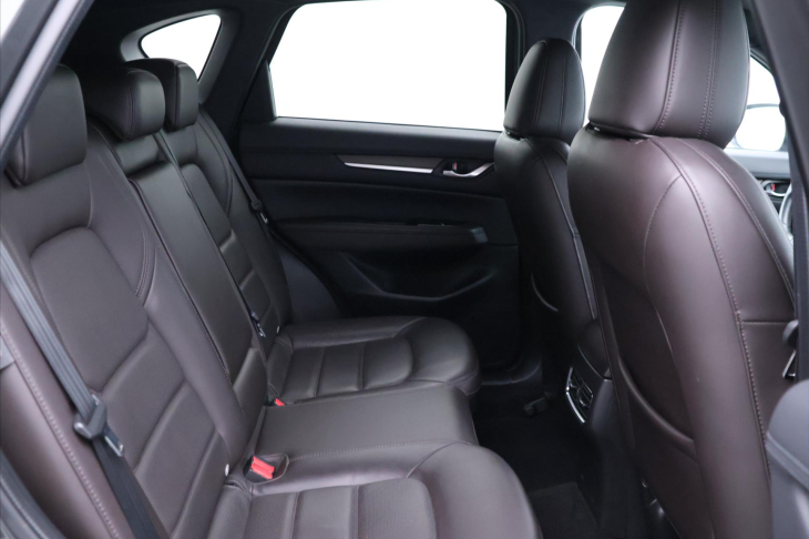Mazda CX-5 2,5 SkyActiv AWD Sports-Line DPH