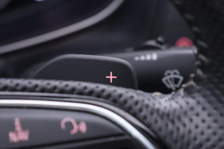 Audi A6 3,0 TDI 180kW quattro S-Line CZ