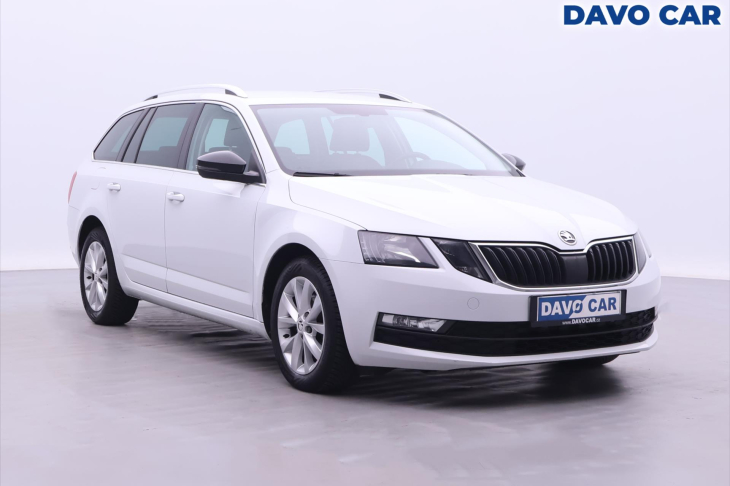 Škoda Octavia 1,6 TDI DSG Clever Navi DPH