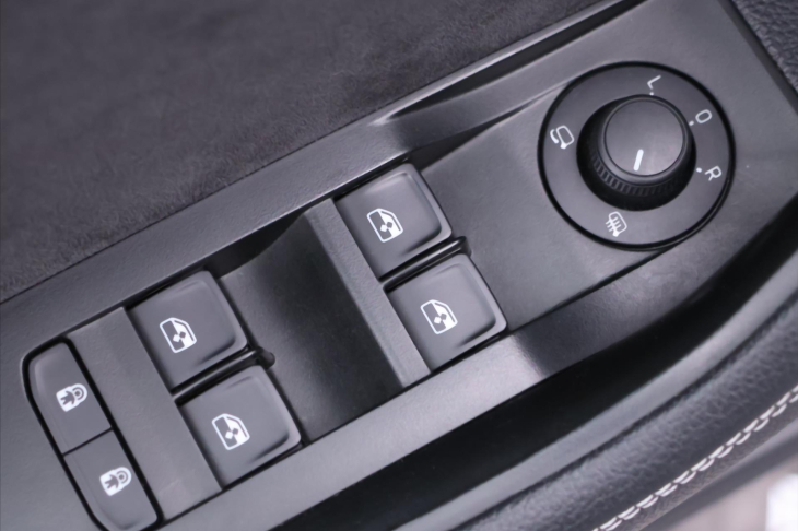 Škoda Superb 2,0 TDI 147kW Sportline DSG CZ DPH