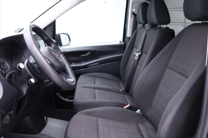 Mercedes-Benz Vito 2,0 116CDI 9 Míst Long Automat