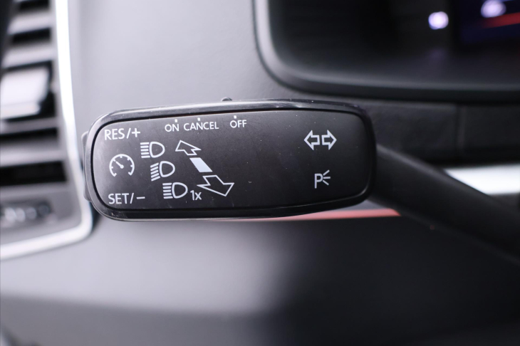 Škoda Karoq 2,0 TDI DSG 4x4 Tour Virtual