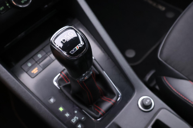 Škoda Octavia 2,0 TSI 162kW DSG Navi RS CZ