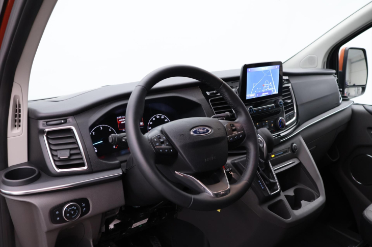 Ford Tourneo Custom 2,0 TDCI 136kW Titanium CZ DPH
