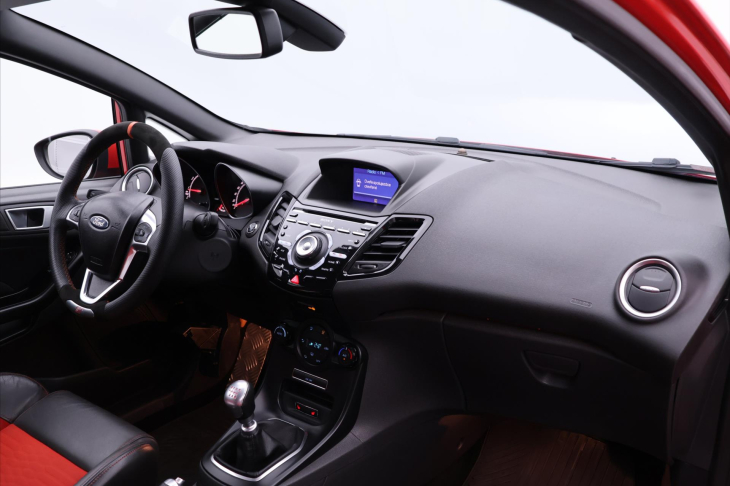 Ford Fiesta 1,6 ST 134kW Recaro Kůže