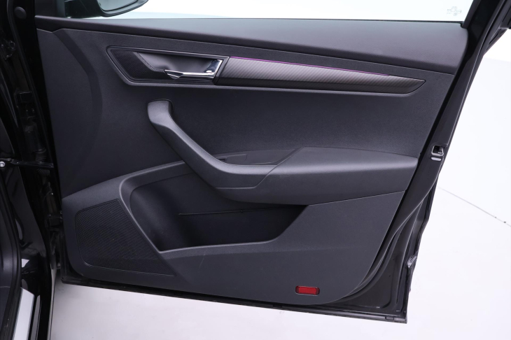 Škoda Karoq 2,0 TSI DSG 4x4 Sportline DPH