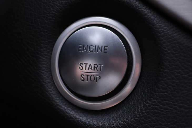 Mercedes-Benz CLA 2,0 45 AMG 280kW 4Matic H&K